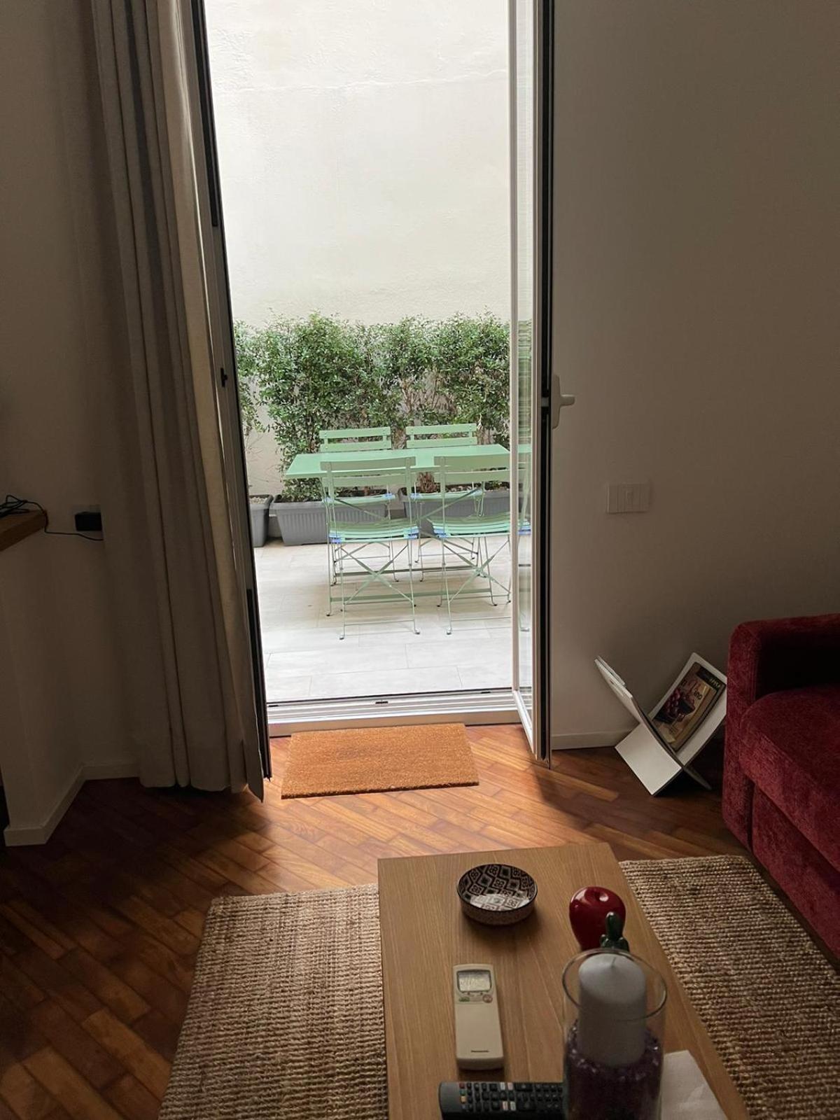 Appartamento Duomo Leonardo31 Dimora Di Charme Aeroporto di Catania Fontana Rossa Esterno foto