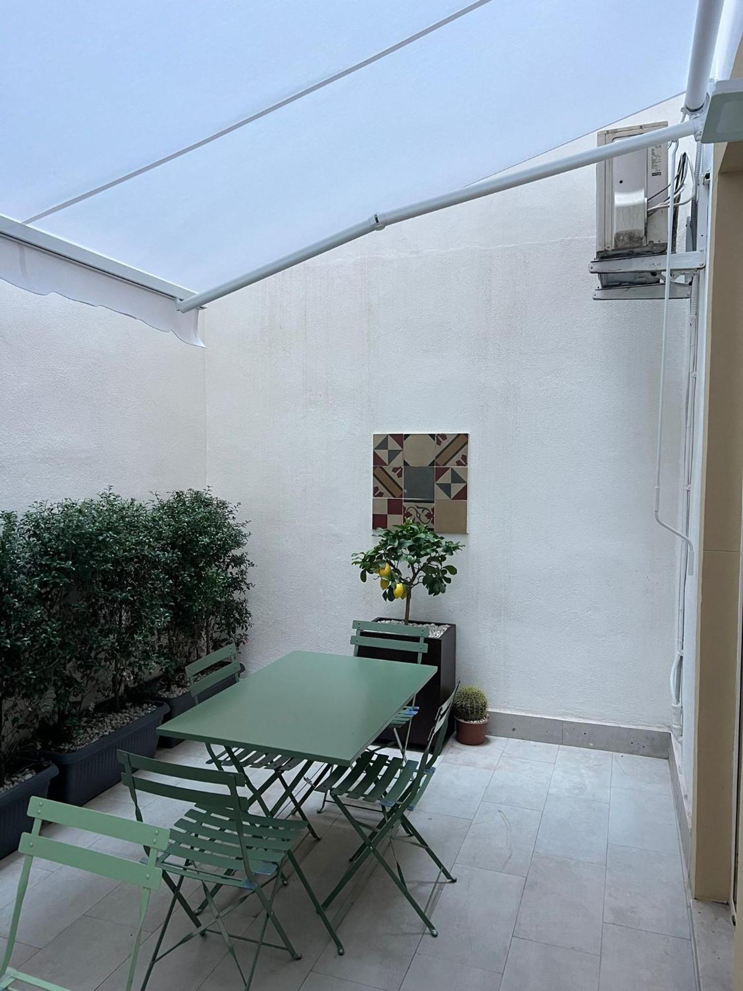Appartamento Duomo Leonardo31 Dimora Di Charme Aeroporto di Catania Fontana Rossa Esterno foto